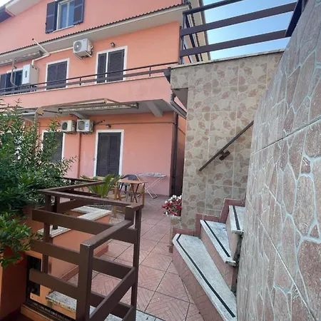 Comodo Loft Vicino La Metro Battistini Con Garage Apartment *