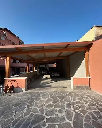 Comodo Loft Vicino La Metro Battistini Con Garage アパート ローマ